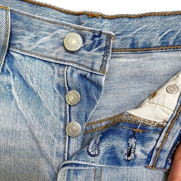 LEVI'S 501 Original Cut Off Denim Shorts - Picture 12 of 13